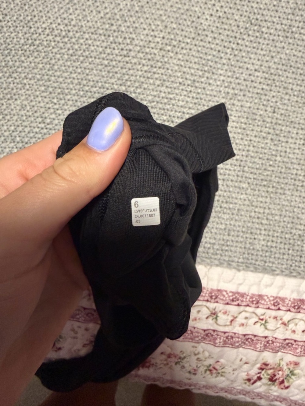 Black Ribbed align pants - Picture 3 of 3